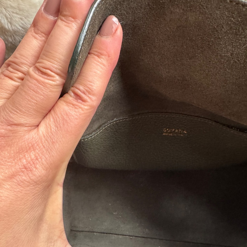 Cuyana Double Loop Bag Olive - image 7